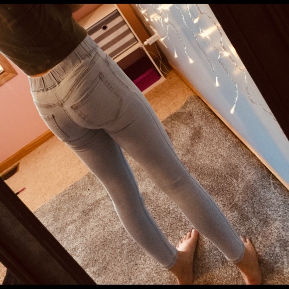 Jeans - Picture 3 of 3